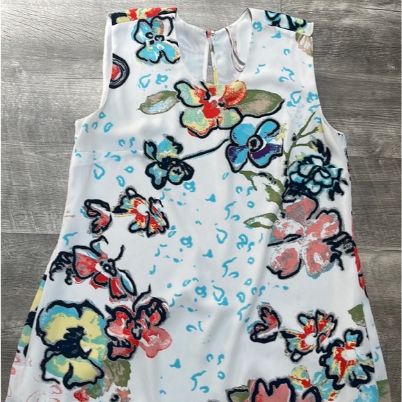 Melissa McCarthy Seven7 Floral Sleeveless Top - Picture 6 of 14